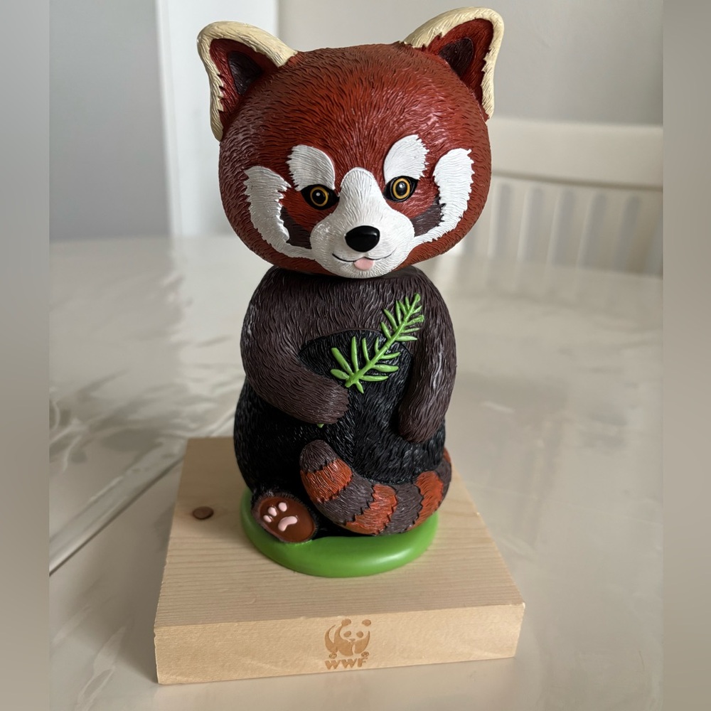 Adorable Red Panda Bobblehead Figurine - Brown and Red